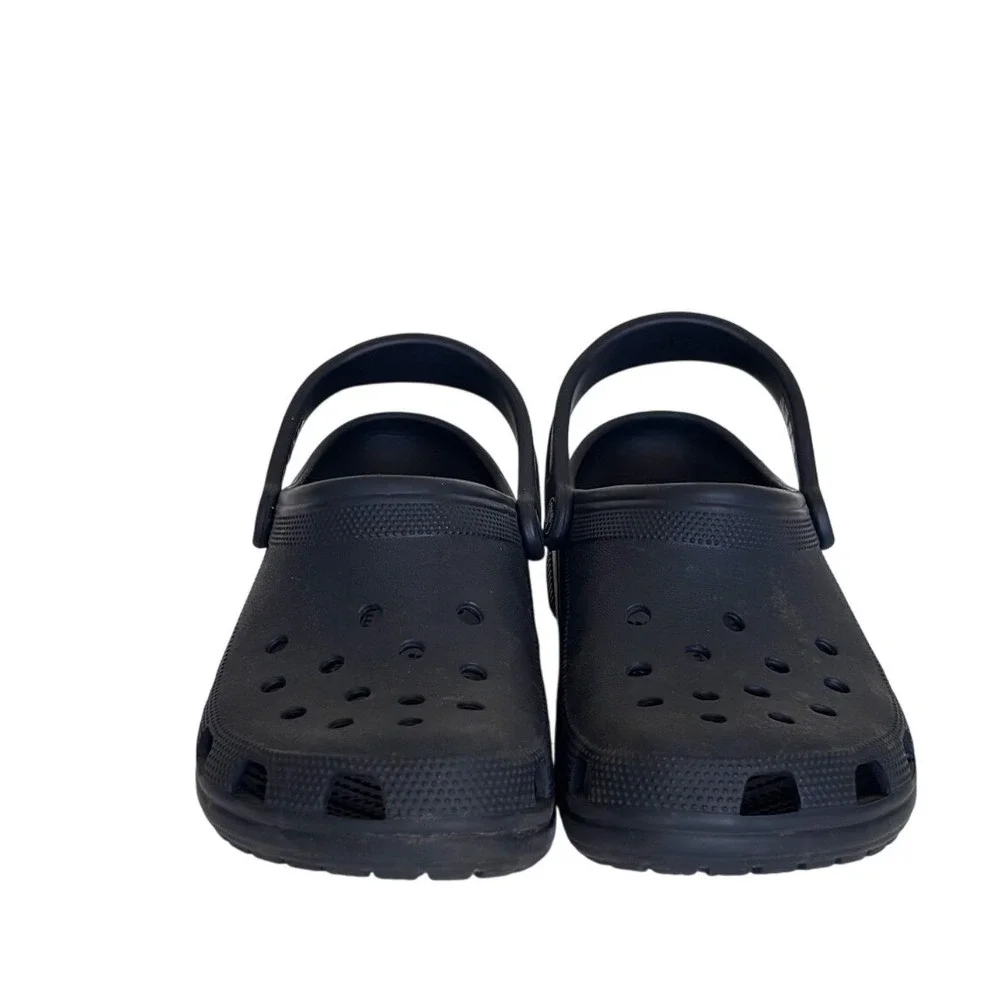 CROCS Classic Clog in Navy/Black